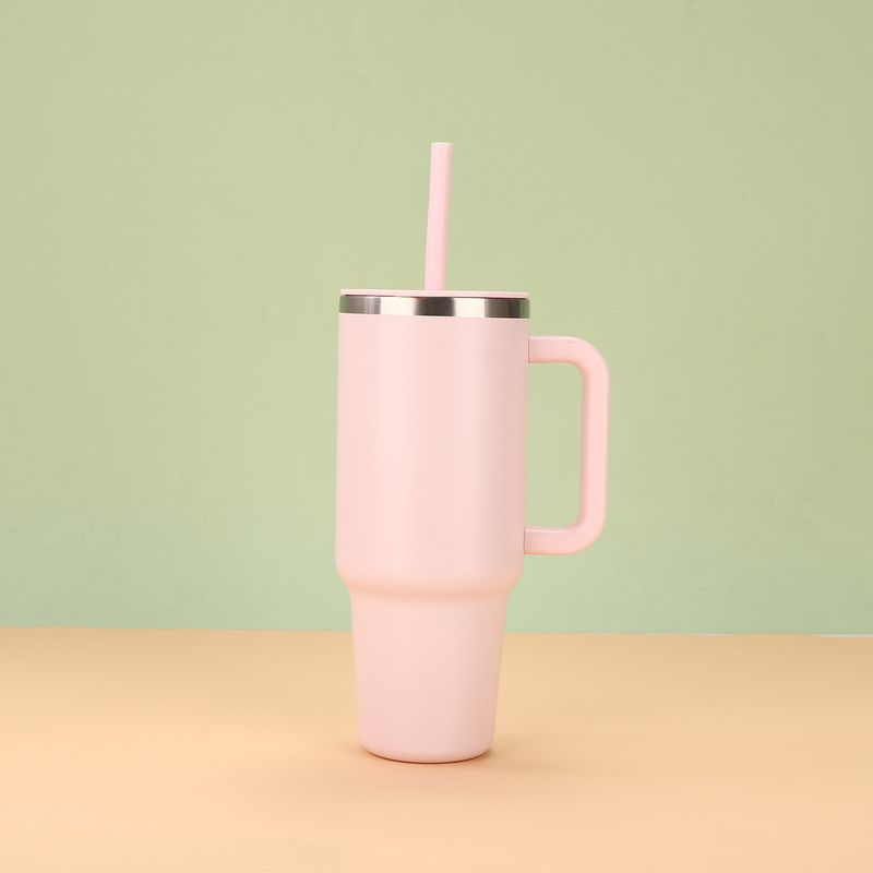 Nuovo bicchiere per ghiaccio portatile con cannuccia isolato in acciaio inossidabile 304 a doppio strato, con manico da 40 once, per auto, transfrontaliero_voghion.com
