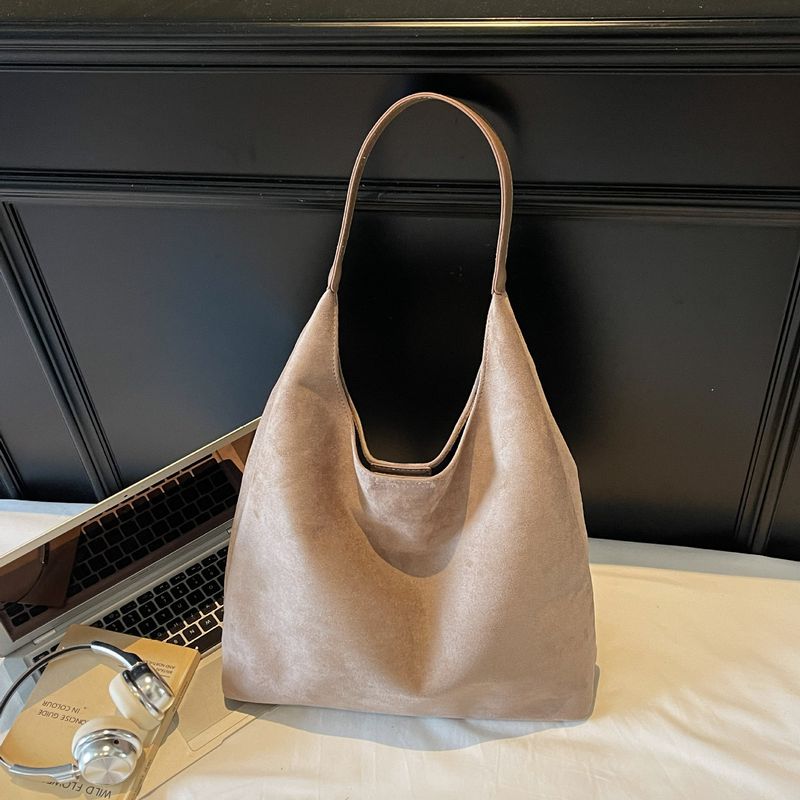 Retro Matte Big Bag Women's 2025 New Autumn And Winter Large-capacity Shoulder Bag, High-end Sense Of Commuting To Work Tote Bag_voghion.com