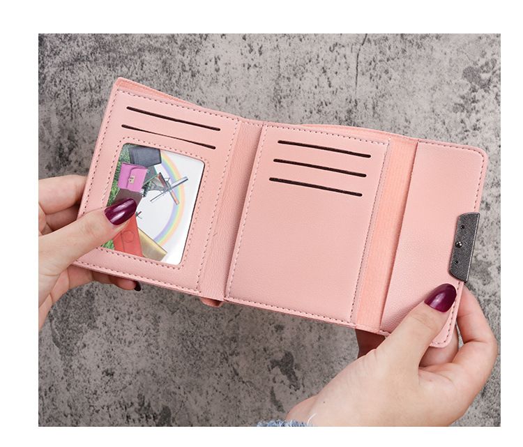 Nuovo portafoglio piccolo da donna corto in stile coreano pieghevole alla moda con personalità carina mini portafoglio alla moda_voghion.com