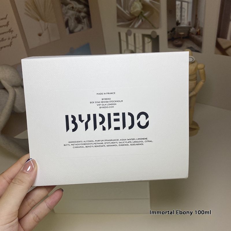 Bai Rui De Immortal Ebony Parfüm 100Ml Byredo Oud Immortel, 2010 Marka: Bai Ruiduo Koku: Chypre Odunsu Üst Notalar: İtalyan_voghion.com