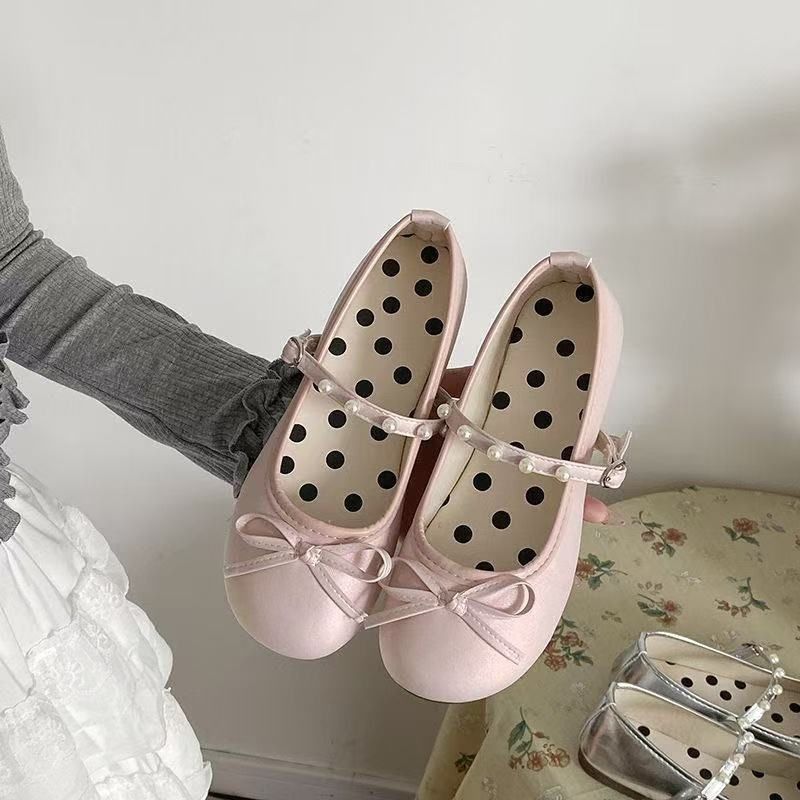 Scarpe basse basse in argento da donna 2025 Nuove Mary Jane in pelle eleganti e versatili_voghion.com