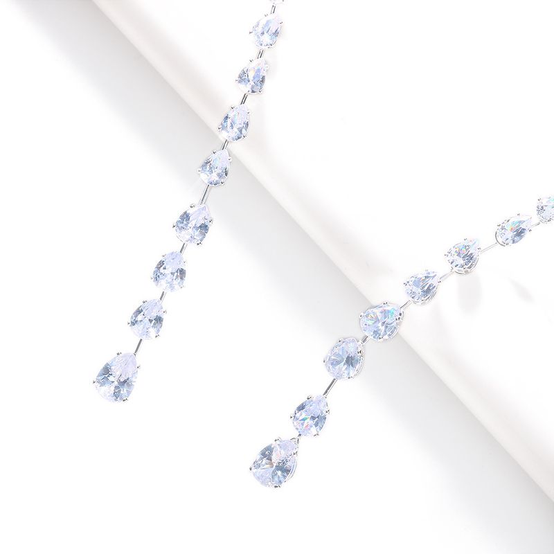 Neue heiße Zirkon Halskette Vielseitige Mode Wassertropfen Offener Kragen Sexy Schlüsselbein Kette Halskette06_voghion.com
