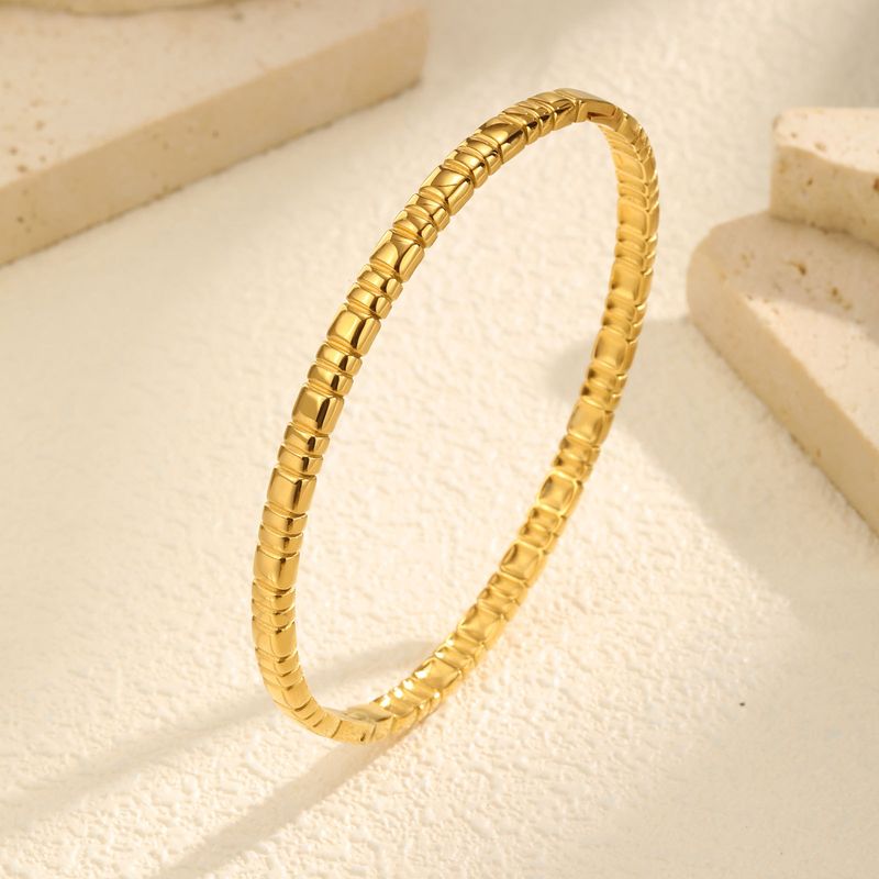Bracciale apribile in acciaio inossidabile con zirconi bianchi e diamanti, da donna, in oro_voghion.com
