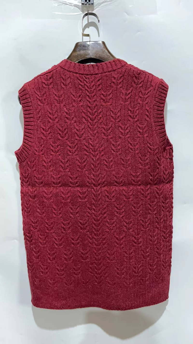 New Men's Knitted Vest V-neck Sweater In Solid Color Casual Men's Wear_voghion.com