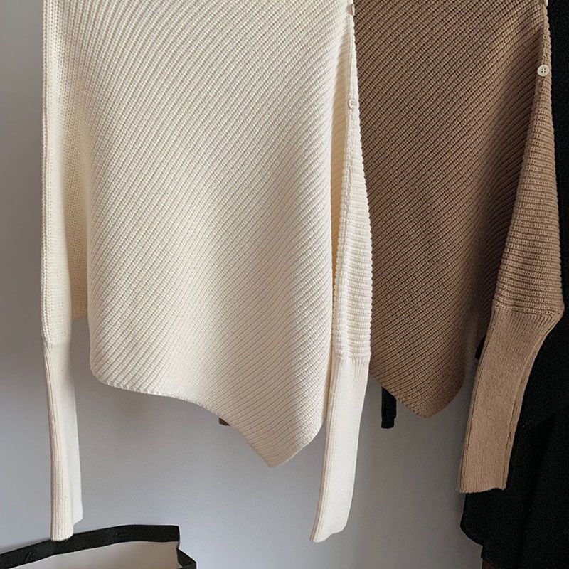 Vêtements pour femmes Pull à col montant irrégulier Pull à col montant Haut en tricot surdimensionné Doux Coupe ample Décontracté Pull à manches longues Chic Tunique de couleur unie_voghion.com
