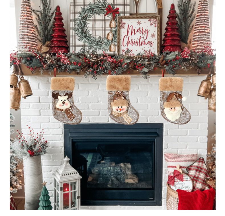 Lot de 3 mini-chaussettes de Noël : décorations festives pour sapin, sacs-cadeaux du Père Noël, chaussettes à suspendre pour les fêtes (couleurs assorties)_voghion.com