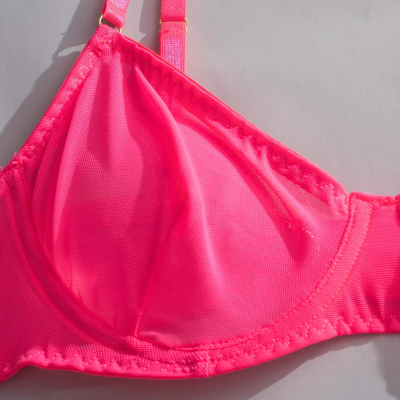 Ultr lrge chest, reveling smll nd plyful lingerie, women's perspective seductive thin guze set, tringulr cup_voghion.com