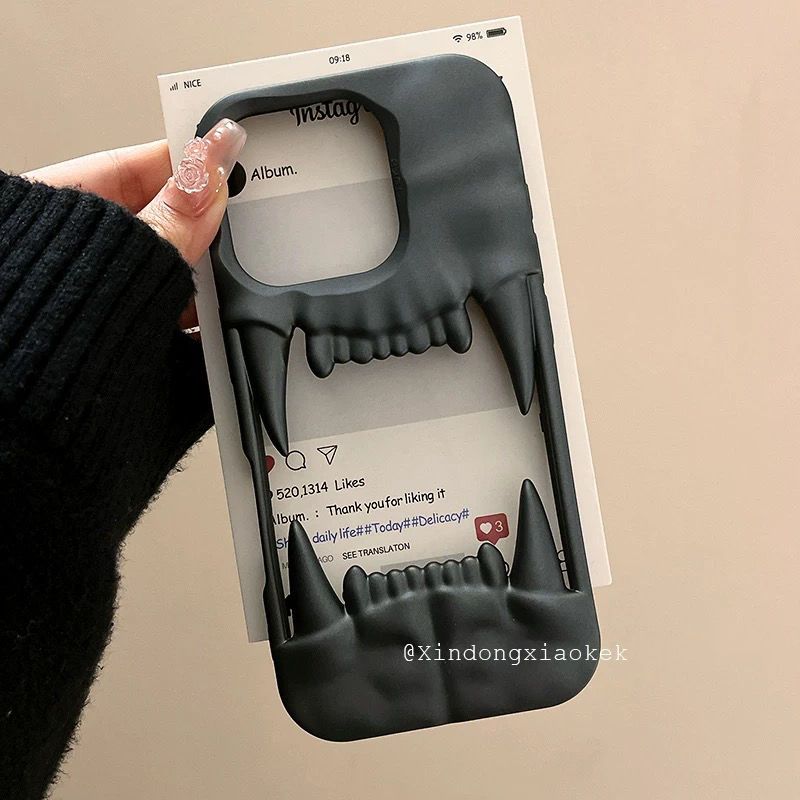 Niche Personality Hollow Tiger Tooth Wrinkle Phone Case Compatible With IPhone 16/15/14/13/12/11 Pro Max_voghion.com