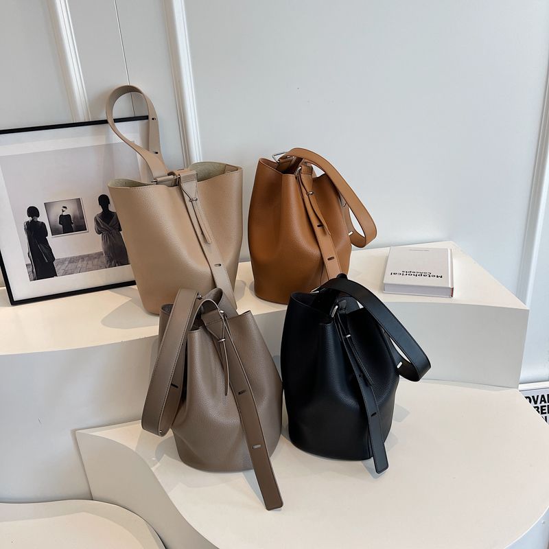 Retro Kleine Einfarbige Leder Schulter Taschen Für Frauen Designer Mode Eimer Taschen Weibliche Handtaschen Unterarm Tasche_voghion.com