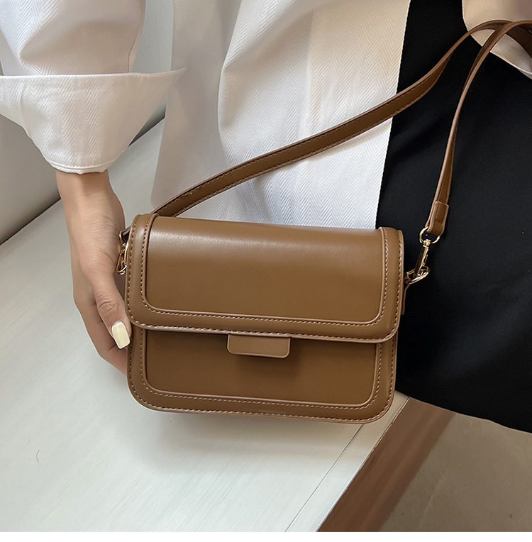 Correa Transmisión en vivo Estilo caliente Spot One Piece Dropshipping 2023 Primavera Pequeño bolso cuadrado Todo fósforo Bolso bandolera de un solo hombro Moda para mujer_voghion.com