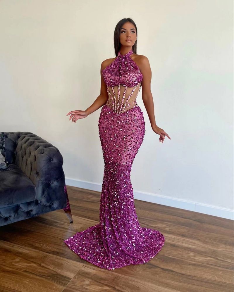 Elegante abito da sera aderente senza maniche con paillettes e strass per red carpet, feste e occasioni speciali – Splendido abito aderente in viola prugna_voghion.com