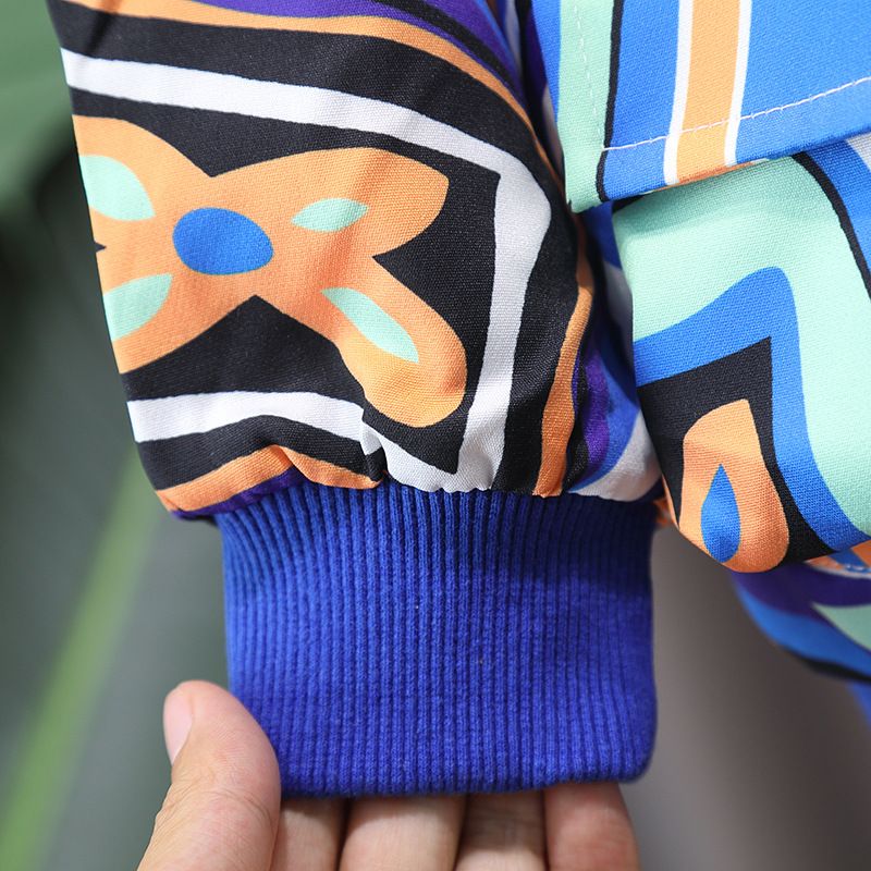 Vêtements pour enfants Costume d'automne pour garçons 2024 Nouveau style Vêtements d'automne décontractés pour enfants de petite et moyenne taille Ensemble deux pièces à la mode d'automne_voghion.com