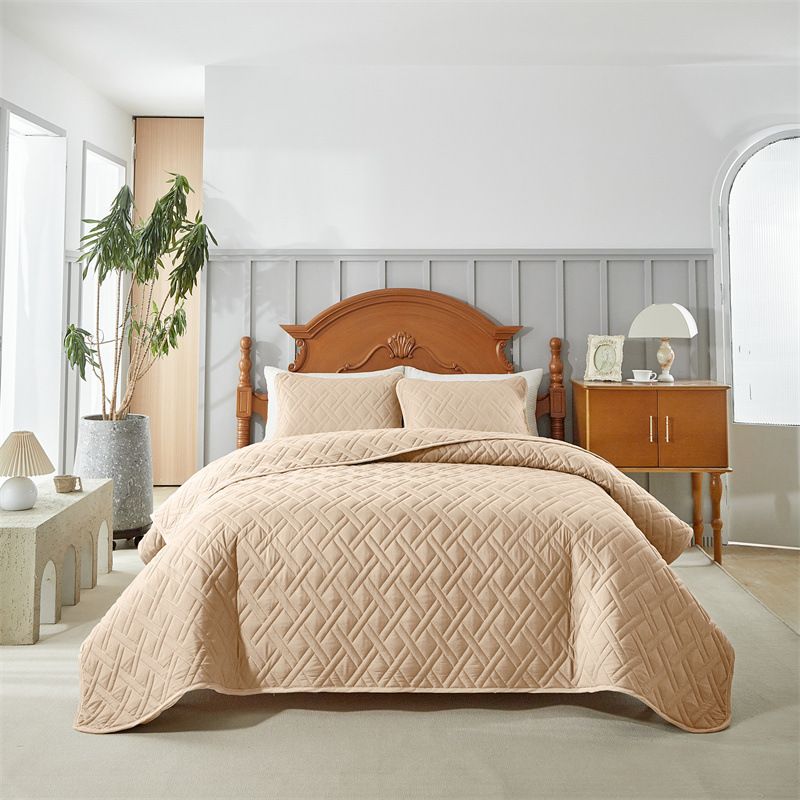 Soft Brushed Washed Cotton Quilted Bedspread Set - 3 Piece Reversible Modern Minimalist Design For 5ft Bed, Light Gray & Multi Check Patterns_voghion.com