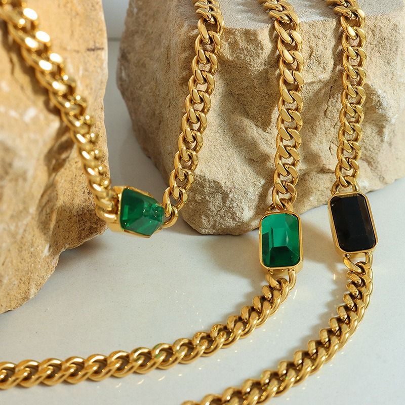 Set di collane con catena cubana placcata in oro e pietre preziose, collane importanti ispirate allo smeraldo e all'onice nero, gioielli per tutti i giorni e per la sera_voghion.com