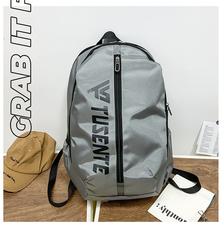 New multi-functional and high-capacity sports backpack for men and women, badminton specific student backpack_voghion.com