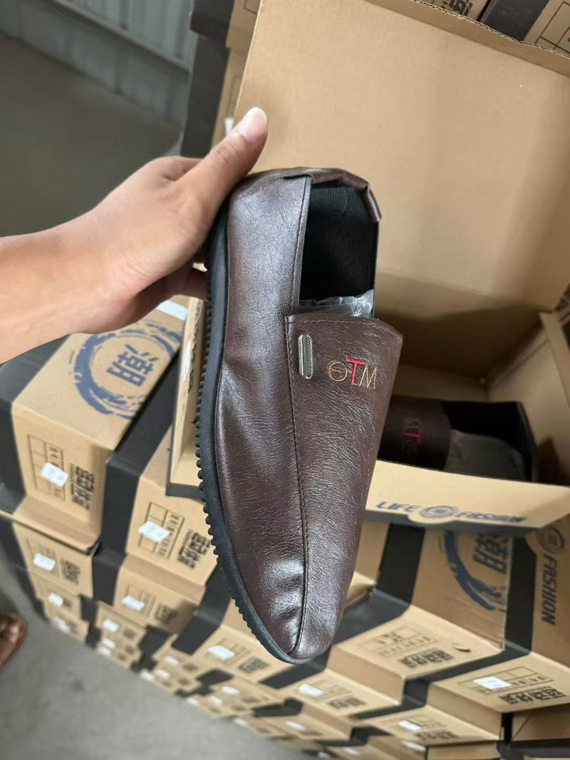 TerraStride 2025 Men's New Style Loafers Breathable Casual Shoes Comfortable Leather Soft Sole Non-Slip Men_voghion.com