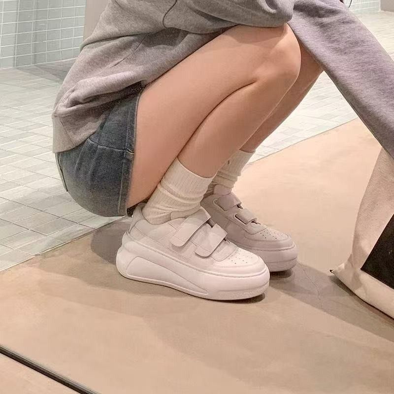 Mascotte Style Magic Tape Smiley Face Beyaz Kadınlar İçin 2025 Yeni Kalın Tabanlı Boy Artırıcı Günlük Spor Ayakkabıları_voghion.com