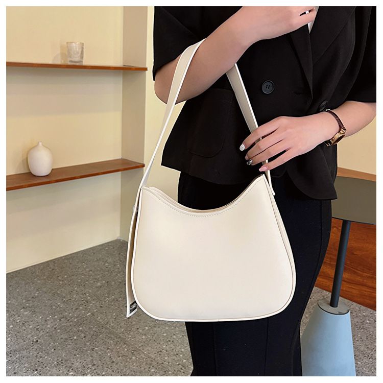 Retro Saddle Bag for Women 2024 New French Fashion Single Shoulder Underarm Bag Solid Color Versatile Crossbody Bag_voghion.com