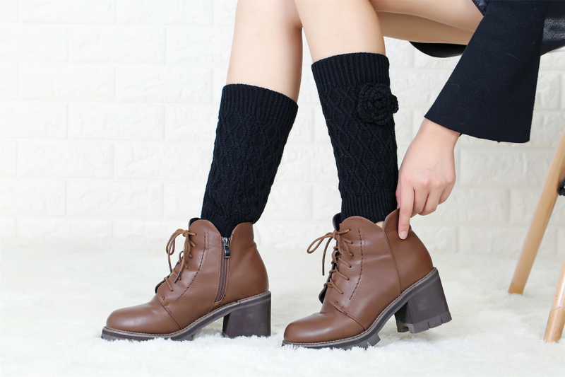 Women's autumn and winter new woolen socks, handmade flower middle sleeves, knitted warm boots, leg protectors_voghion.com