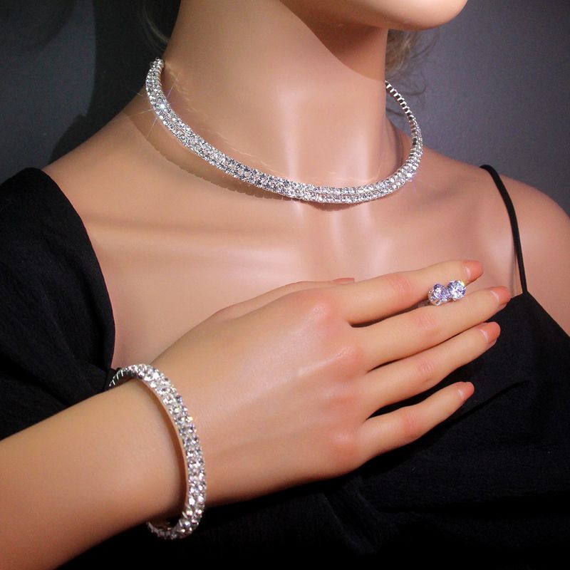 Sposa Donna Tre pezzi Vendita calda Acqua Collana di diamanti Bracciale Orecchini Accessori Abito da sposa Set di gioielli_voghion.com