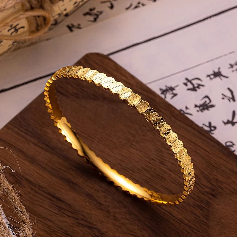 Sparkling Unique Niche Dragon Scale Fan-shaped Bangle Light Luxury Elegant Bracelet_voghion.com
