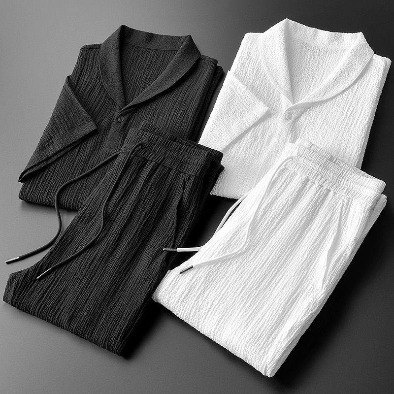 Herrenbekleidung Sommer Neuer lässiger Sportanzug Herren Trendy Plissee Dünn Grün Obstkragen Kurzarm Lange Hosen Zweiteiliger Anzug_voghion.com