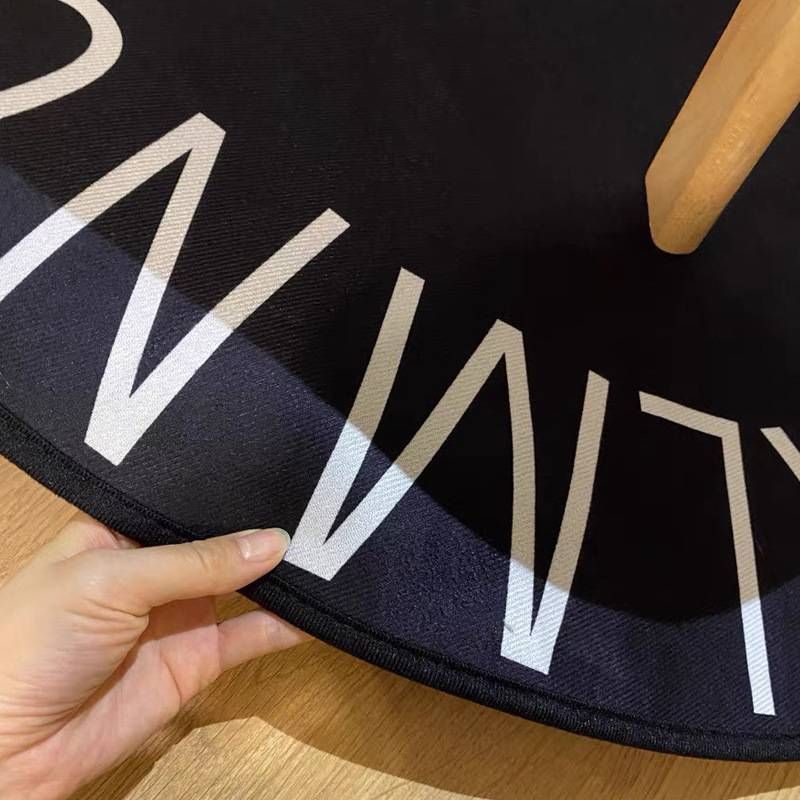 Moderne runde Stuhlmatte für Büro und Zuhause – weicher, rutschfester Schreibtischstuhlteppich aus Polyester in Schwarz, maschinenwaschbar, mehrere Größen für Stühle mit Rollstuhl_voghion.com