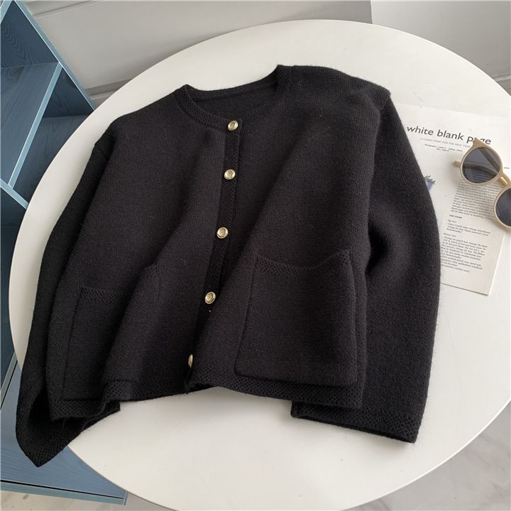 Cardigan in maglia grossa con bottoni dorati e doppie tasche – Maglione oversize con scollo a V e apertura frontale in crema/grigio/nero (XS-3XL)_voghion.com