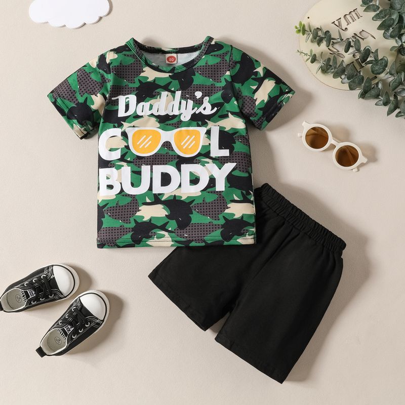 Set aus kurzärmligem T-Shirt und Shorts mit Camouflage-Print für Mutter und Kind – Coole grafische Schriftzüge, atmungsaktive Baumwolle, Sommeroutfit für Kleinkinder und Kinder (80–120 cm)_voghion.com