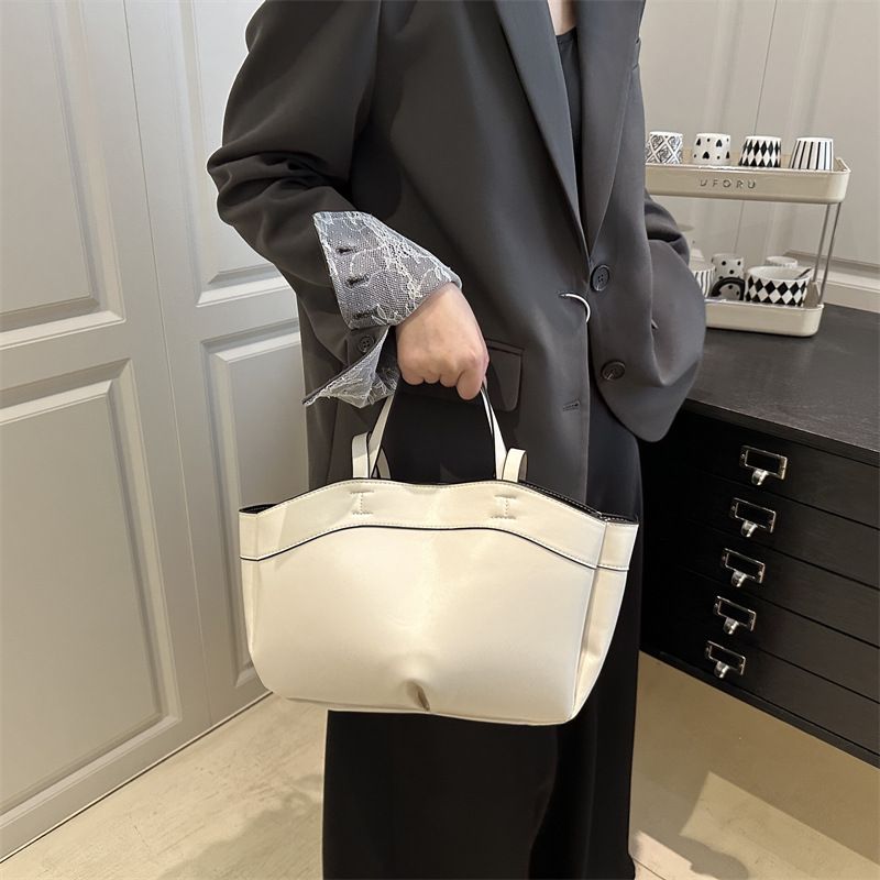 Loose Large Capacity Tote For Women 2025 New Summer Shoulder Fashion Minimalist Style Handheld Bucket Bag Trendy_voghion.com