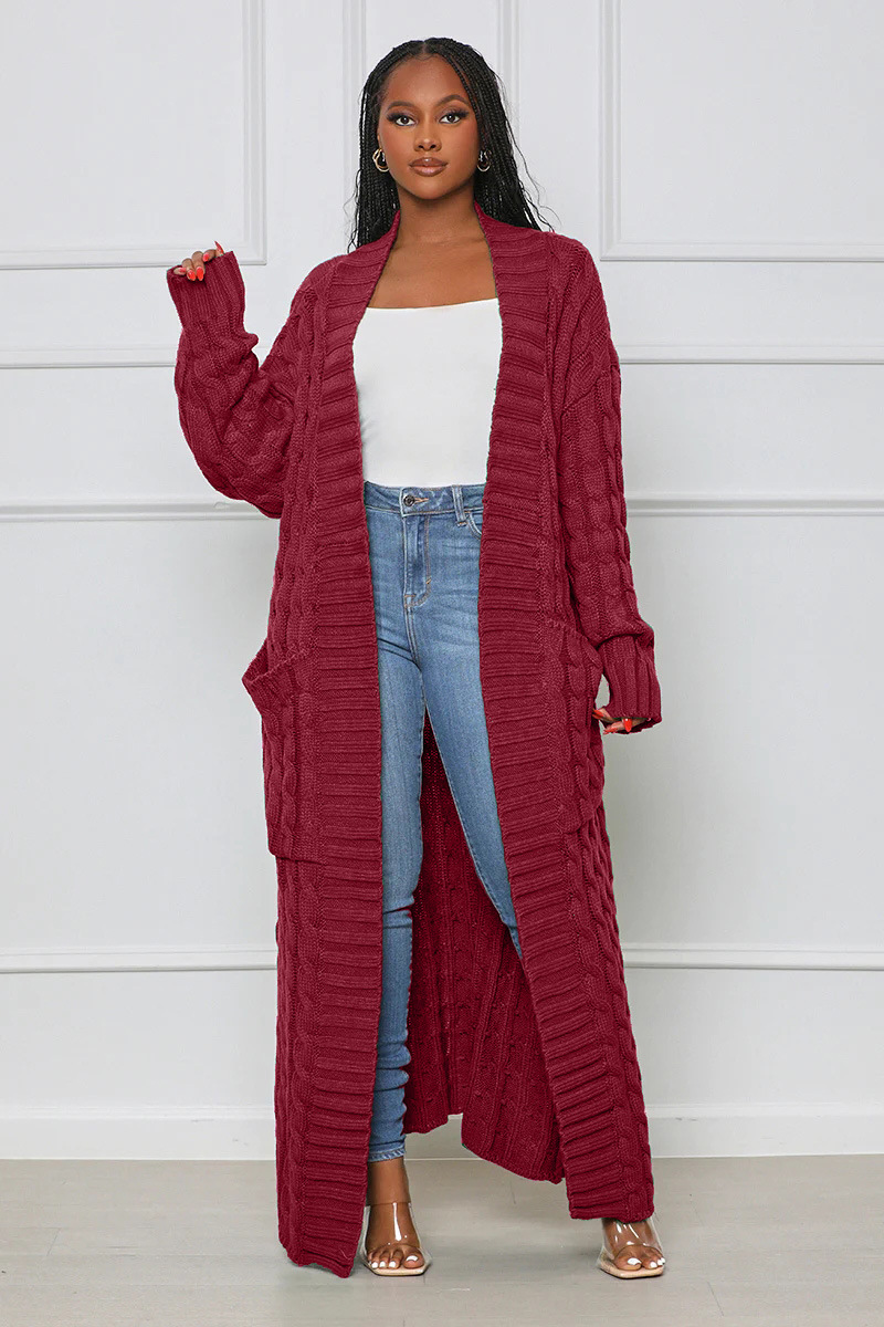 Damenbekleidung Locker gestrickte Strickjacke, gemütliche, übergroße Strickjacke mit Taschen, langer Zopfmuster-Pullovermantel, lockerer Boho-Chic, offene Vorderseite_voghion.com