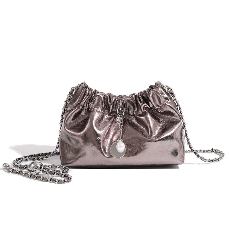 2024 Nuova borsa da donna, piccola e lussuosa, borsa a nuvola piegata, borsa a tracolla con tracolla a catena, borsa a secchiello monospalla alla moda e versatile_voghion.com