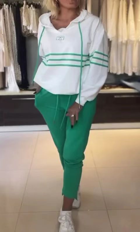 Kadın Giyim Sonbahar Yeni Moda Renk Eşleşen Kapşonlu Uzun Kollu Sweatshirt Rahat Pantolon Spor İki Parça Takım Elbise Kadınlar İçin_voghion.com