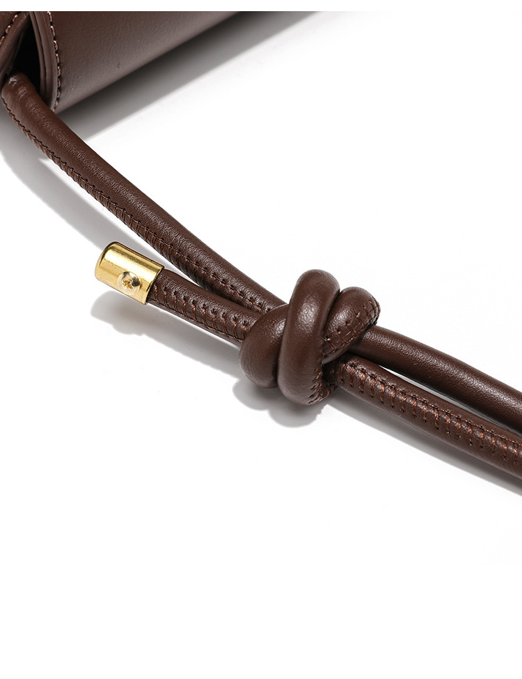 Borsa a tracolla grande e capiente, stile baguette, semplice e casual, per donne alla moda Senior Sense Trend_voghion.com