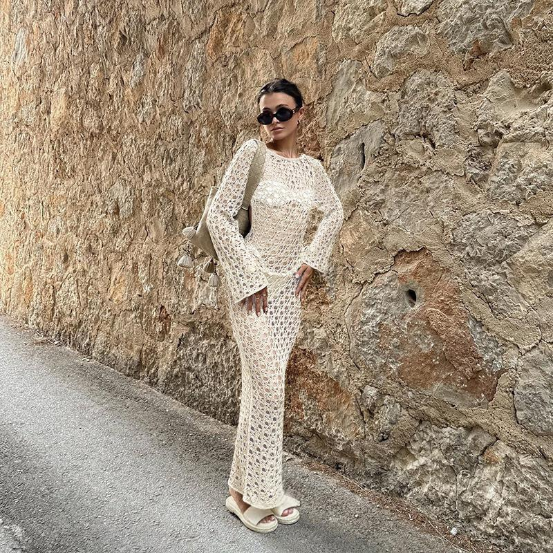 Copricostume da spiaggia sexy da donna in maglia con maniche lunghe, schiena scoperta e lacci - Copricostume da bagno boho chic per le vacanze estive_voghion.com