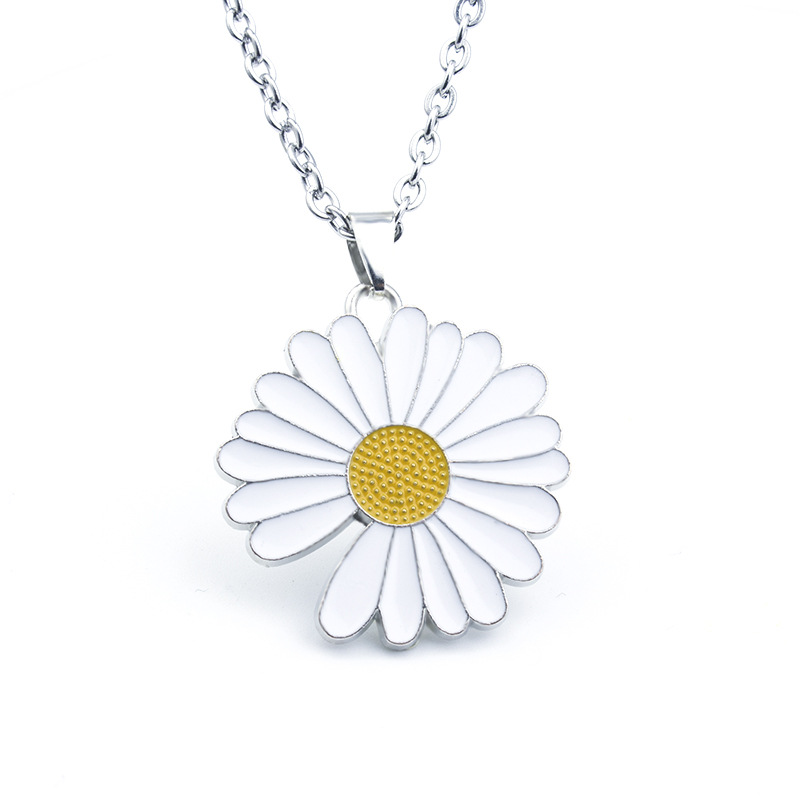 Korean Fashion Daisy Titanium Steel Stainless Steel Chain Sunflower Necklace Male And Female Students Hip Hop Accessories_voghion.com