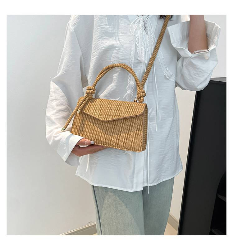 Mode im westlichen Stil Handtasche Tasche weibliche 2025 neue lässige einfache Schulter geschlungen Pendler kleine Tasche_voghion.com