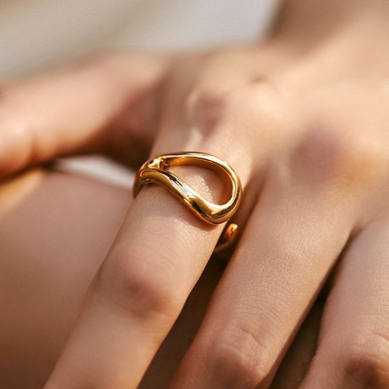 Bague d'empilage irrégulière préservation de la couleur mode affaires OL dames rétro bague style moderne véritable galvanoplastie en or_voghion.com