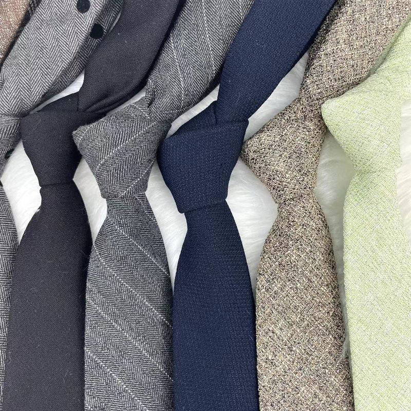 Autumn Winter Wool Hand Tie Men Korean Version 6CM Retro British Plaid Striped Gray Coffee Color Casual Versatile_voghion.com