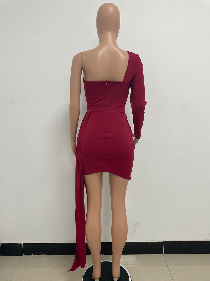Abito da donna con gonna a pieghe tinta unita senza schienale e maniche lunghe con nastro_voghion.com