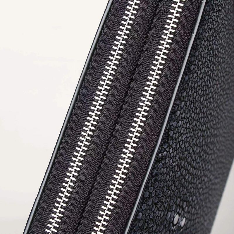 2025 New Pearl Fish Pattern Clutch Fashion Password Lock Large Capacity Versatile Men's Leather Wallet_voghion.com