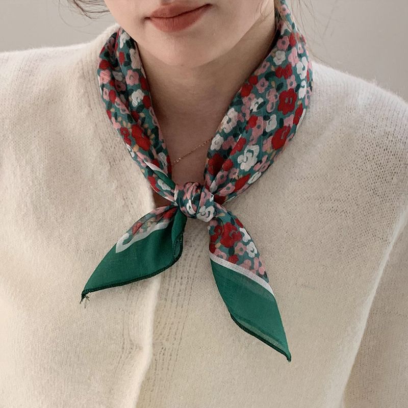 Elegant white headscarf, women's purse head, cotton and linen square scarf, triangular hair accessory, headband, outdoor_voghion.com