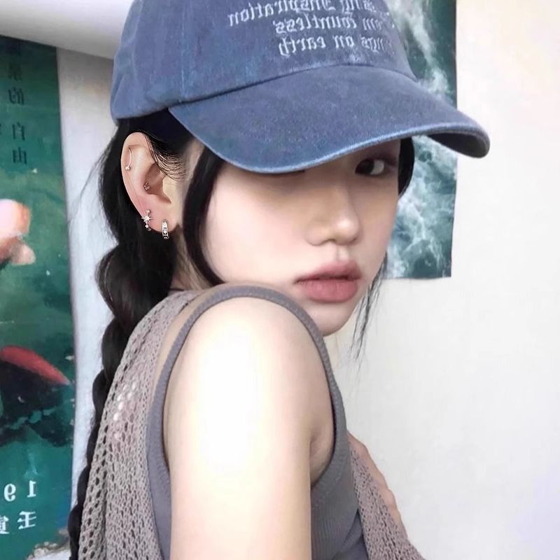 Orecchini asimmetrici versatili, alla moda e minimalisti, dolci e alla moda, con esagramma di personalità in stile coreano INS_voghion.com