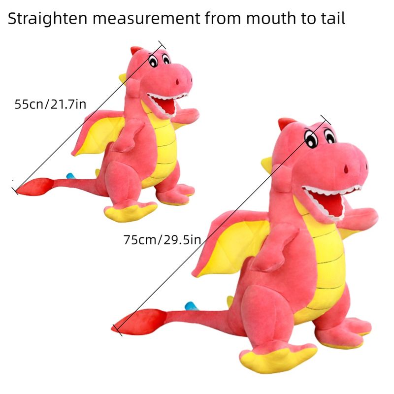 Et un adorable dinosaure en peluche, une poupée dragon ailé, un animal en peluche_voghion.com