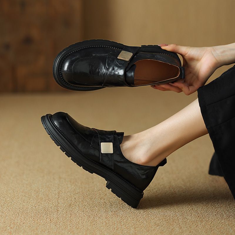 Versione ~ Nuove scarpe slip-on da donna in pelle di pecora lavata a mano, con punta arrotondata e suola spessa, in stile britannico_voghion.com