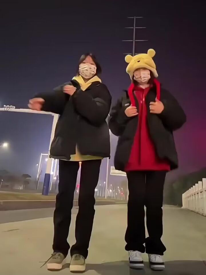 Versatile straight leg jeans for summer 2024, new plus size high street slim fit and slimming micro flared pants_voghion.com