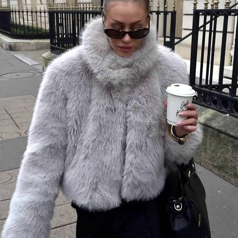 Elegant Faux Fur Short Coat For Women – Vintage-Inspired Winter Outerwear With Cozy Collar, Stylish & Comfortable For Daily Commute_voghion.com