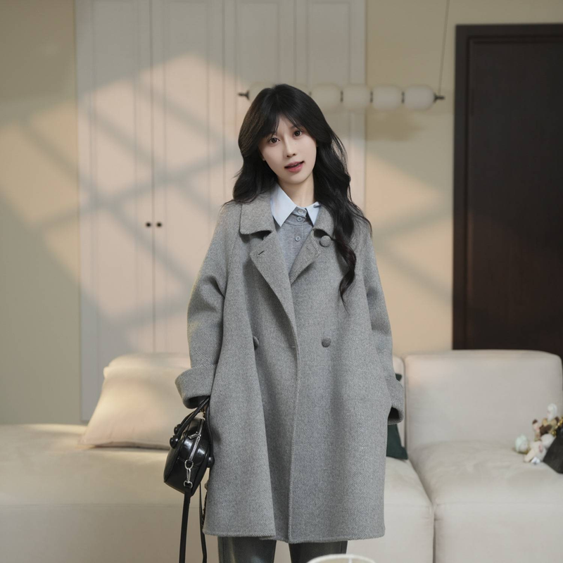 X0041Sophisticated Black Double-sided Wool Coat For Women With A Hepburn-style Look, Suitable For Petite Figures._voghion.com