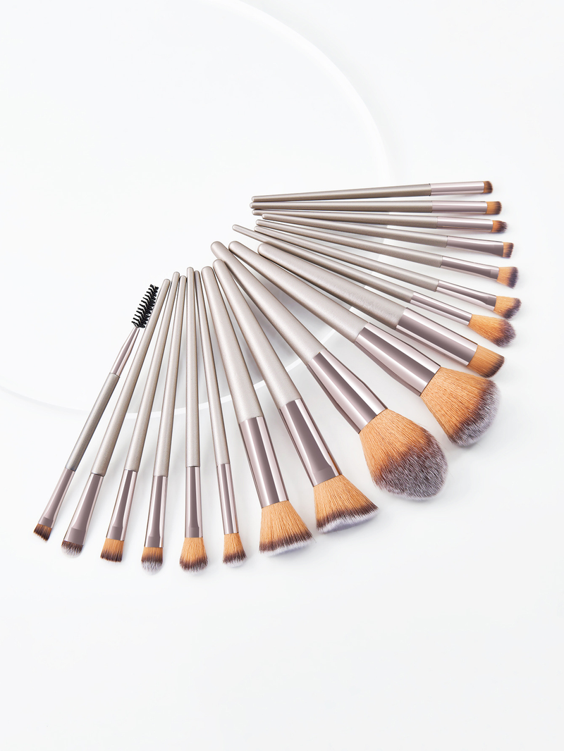 18 stk champagne gull makeup børste sett champagne farge tre farger fabrikk GUJHUI_voghion.com