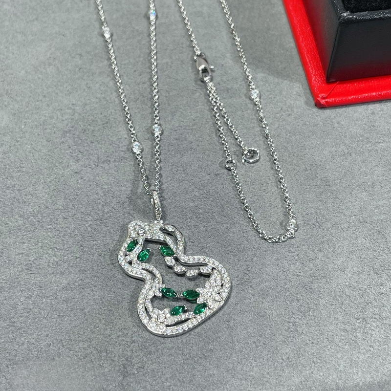 Designer's Classic Women's CNC Sculpture Full Diamond V Golden Vine Gourd Necklace with Rose Gold Plated Hollow Collar Chain_voghion.com